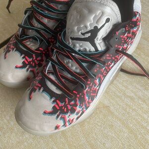 Air Jordan boys basketball sneakers shoes 4. Guc!